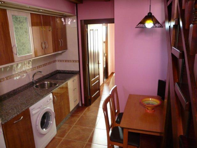 Cocina y su mesa