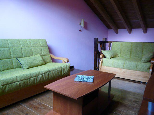 Sofas y mesa