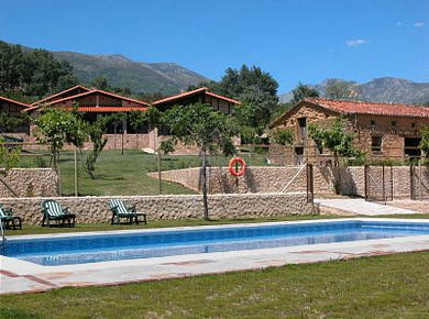 Casas rurales con vistas a la sierra de Gredos