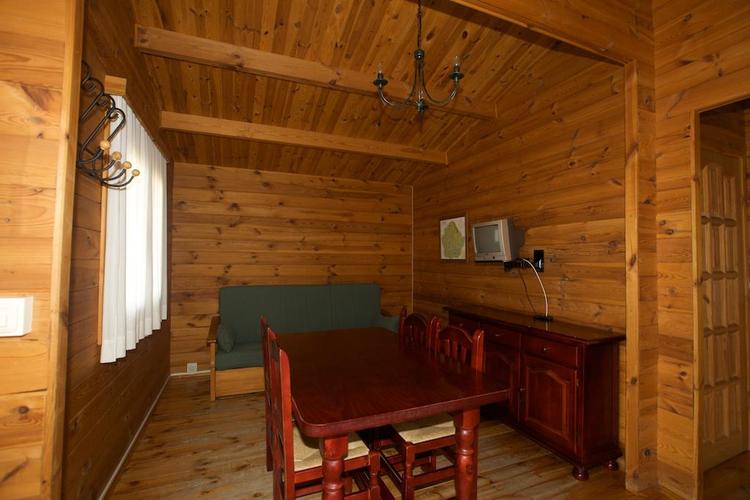 INTERIOR CABAÑA UNA HABITACIÓN